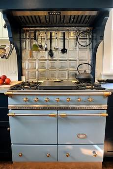 White Range Cooker